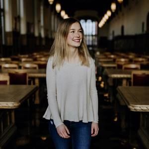 Meet your Posher, Manon